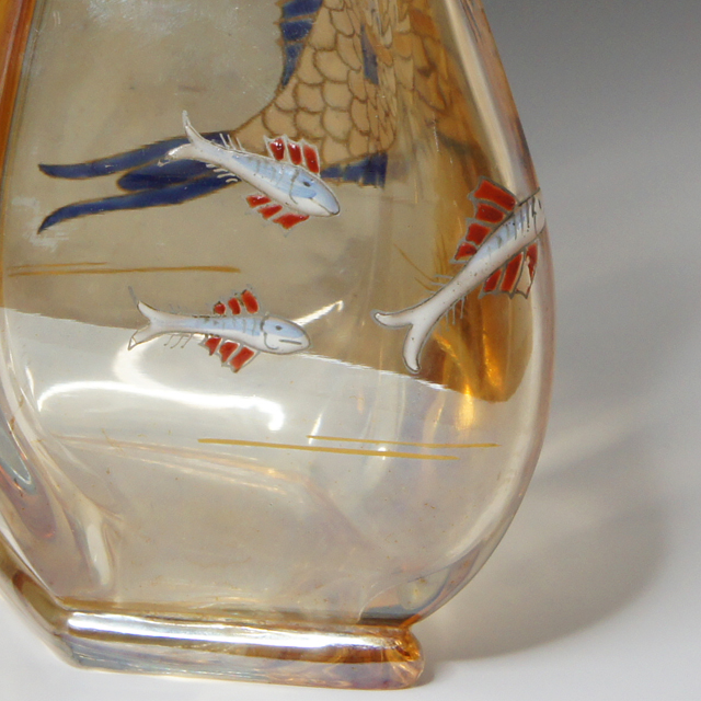 オールドバカラ「魚文花瓶」《アンティックかとう》