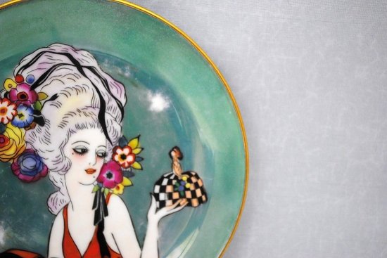 163 オールドノリタケ アールデコ 女性の絵柄のラスター皿