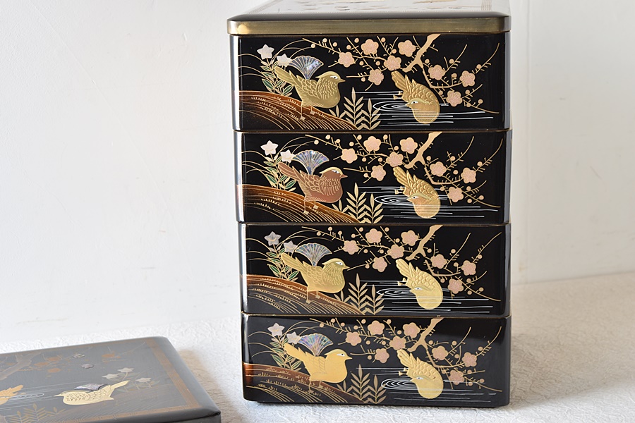 熨斗蒔絵 4段重箱 時代 ※共箱無し 熨斗蒔絵 4段重箱 時代 ※共箱無し