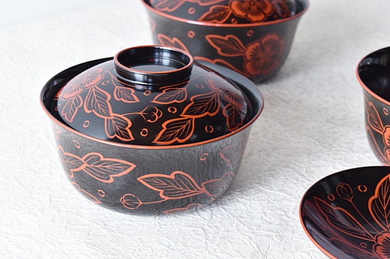 稀少色絵柄能登輪島塗 蒔絵 木製蓋付椀 煮物椀吸物椀5客セット共箱