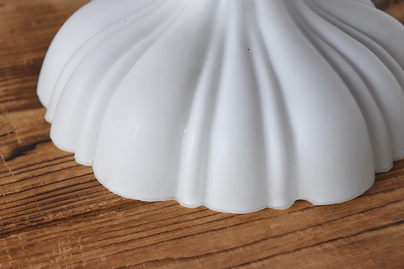 ◇希少 富士マーク入り乳白色電笠 雷文 大正〜昭和時代 戦前 和硝子