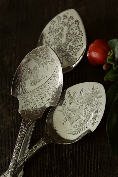 アンティークシルバージャムスプーン 花鳥 ヴィクトリアン イギリス