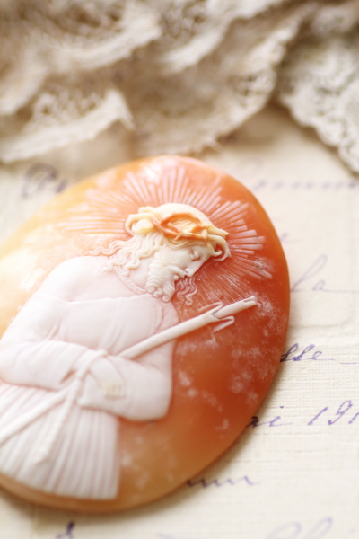 アンティークシェルカメオルース イエスキリストの受難 カトリック