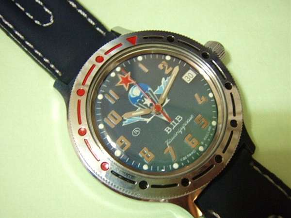 ボストーク 旧ソ連製ブルーフェイス ミリタリー コマンダスキー CCCP