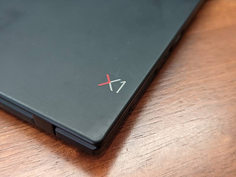 新しいモバイルパートナー「ThinkPad」と戯れる（X1 Carbon Gen6編