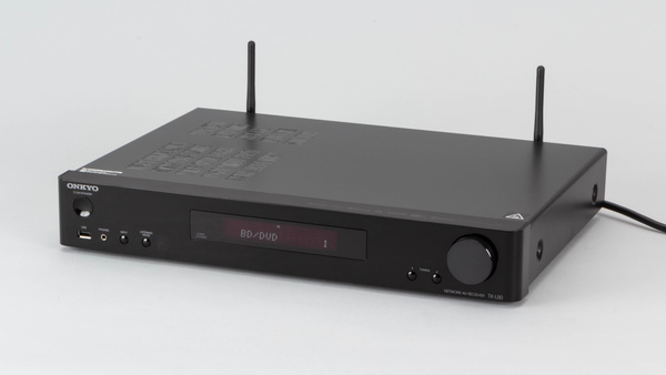 ASCII.jp：3万円で買える薄型AVアンプ「TX-L50」を試してみた (1/4)