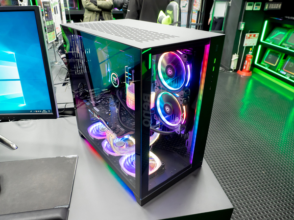 ASCII.jp：【今月の自作PCレシピ】総額40万円！ Razerコラボのハイ