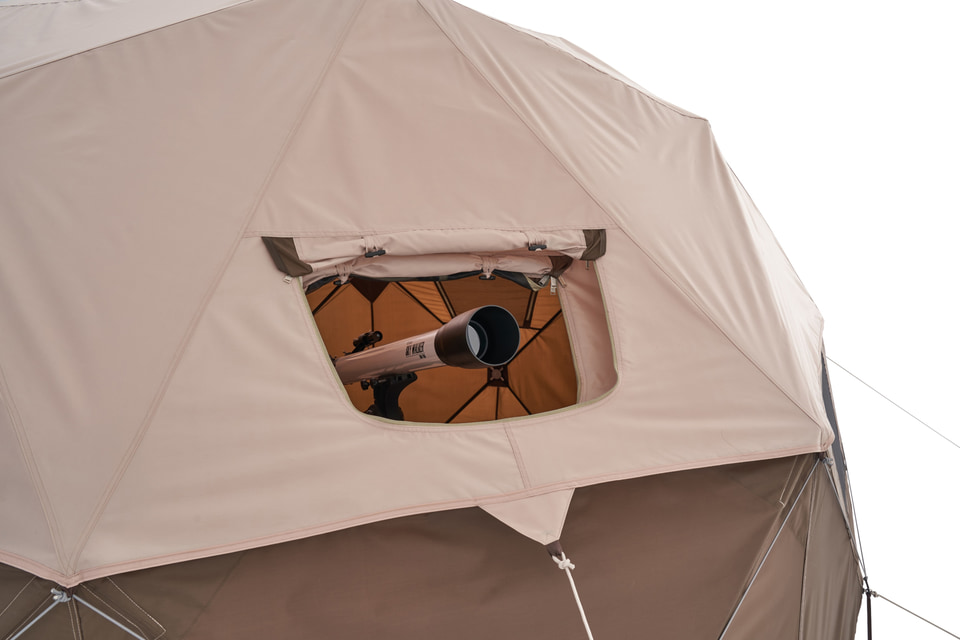 ロゴス、約3分で設営可能な大型テント「どんぐり PANEL ドーム」発売