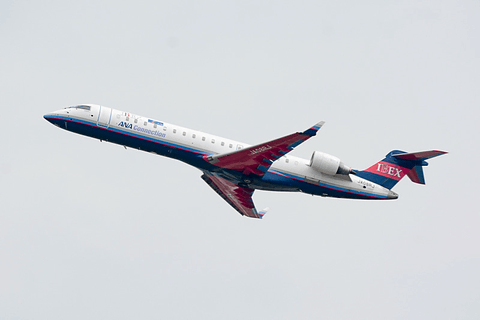 IBEX、CRJ200型機が9月下旬に定期便ラストフライト。70席仕様のCRJ700