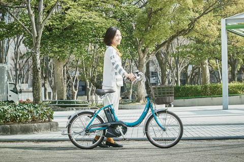 ヤマハ、電動アシスト自転車「PAS SION-Uシリーズ」にカカオなど新色