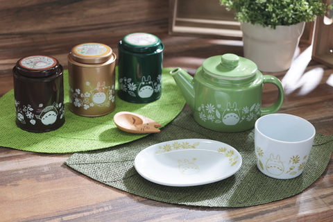 テーブルウェアブランド「Common」より「となりのトトロ」のお茶
