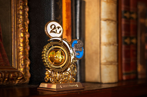 東京ディズニーシー20周年記念グッズ「クリスタルスフィア」発売決定