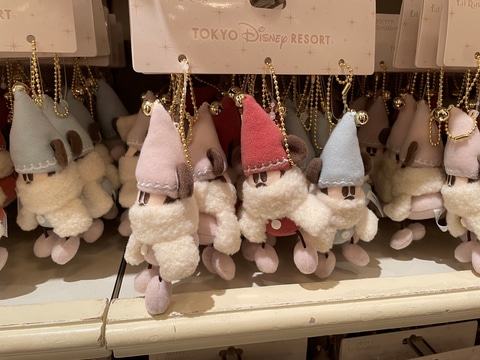 リルリンリン大量！ ディズニー、2025「クリスマス」最新グッズを撮り