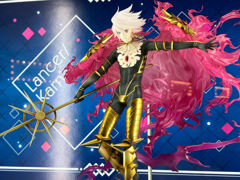FGO」よりマーリンやカルナなどの新作フィギュアがアルターブースにて