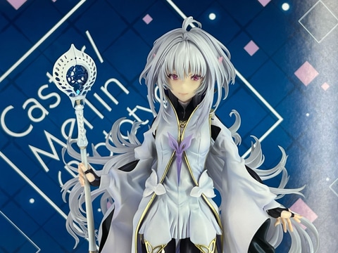 FGO」よりマーリンやカルナなどの新作フィギュアがアルターブースにて