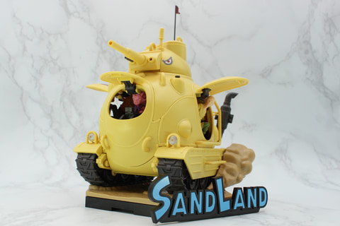 レビュー】「1/35 サンドランド国王軍戦車隊104号車」レビュー BANDAI