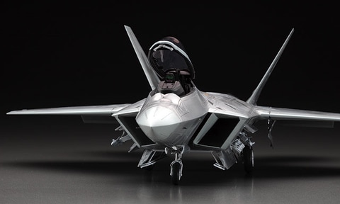 アメリカ空軍の制空戦闘機「F-22 ラプター」のプラモ再販分が本日出荷