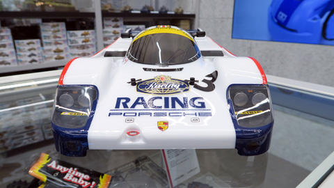 特別企画】【タミヤ撮り下ろし】「1/10RC ポルシェ 956」、圧倒的性能