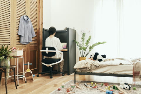 自宅用ブース型書斎「Think Lab HOME」。常設型と折りたたみ式