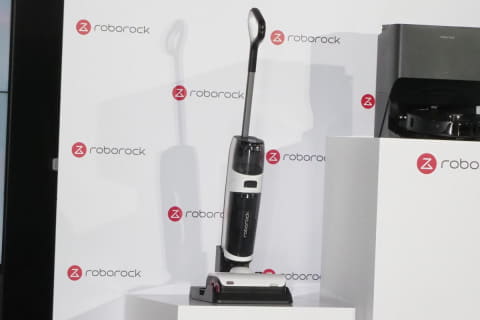 Roborockから水拭きスティック掃除機「Dyad Pro」3つのブラシで壁際1mm