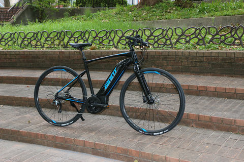 ジャイアントのクロスバイクタイプe-bike「ESCAPE RX-E+」の実力を体感