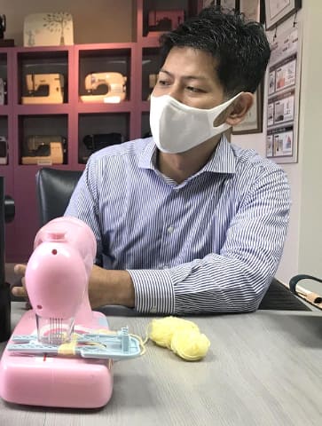 デザイン3賞を総なめ、シンプルに使える「子育てにちょうどいいミシン