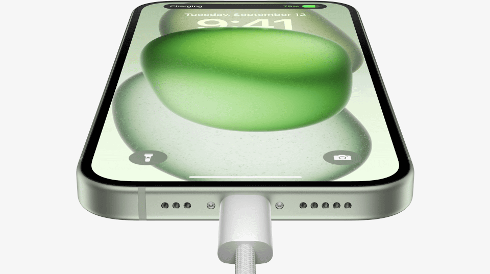 アップルが「iPhone 15」を発表、6.1インチで「ダイナミックアイランド