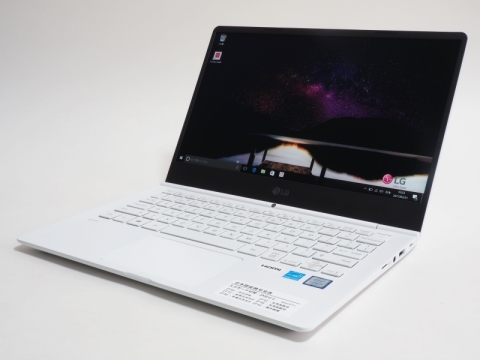 Hothotレビュー】軽さと長時間駆動を両立した13.3型モバイルノート「LG