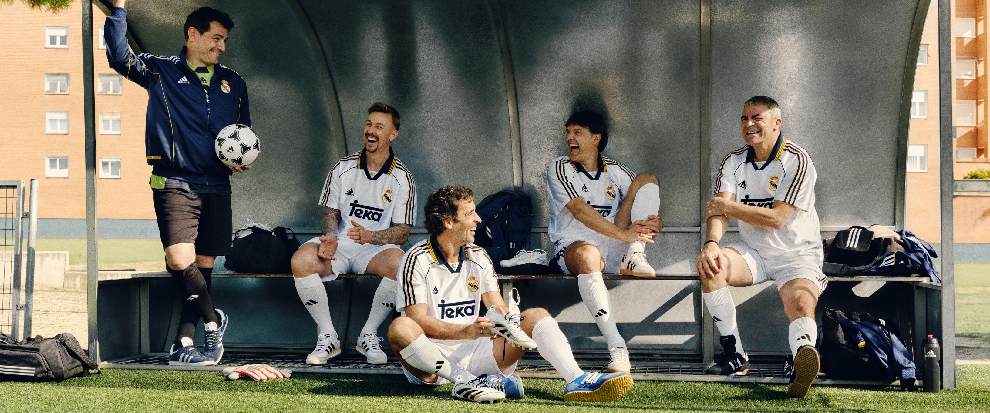 adiads REAL MADRID 99/00 JERSEY | atmos（アトモス） 公式オンライン