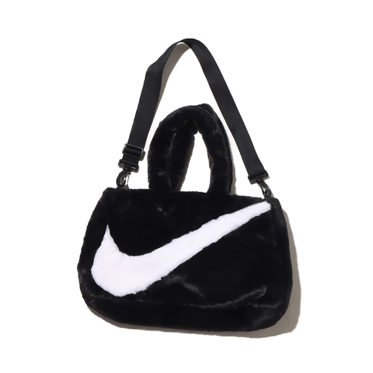 NIKE W NSW FX FUR TOTE HO23 BLACK/BLACK/WHITE（ナイキ ウィメンズ