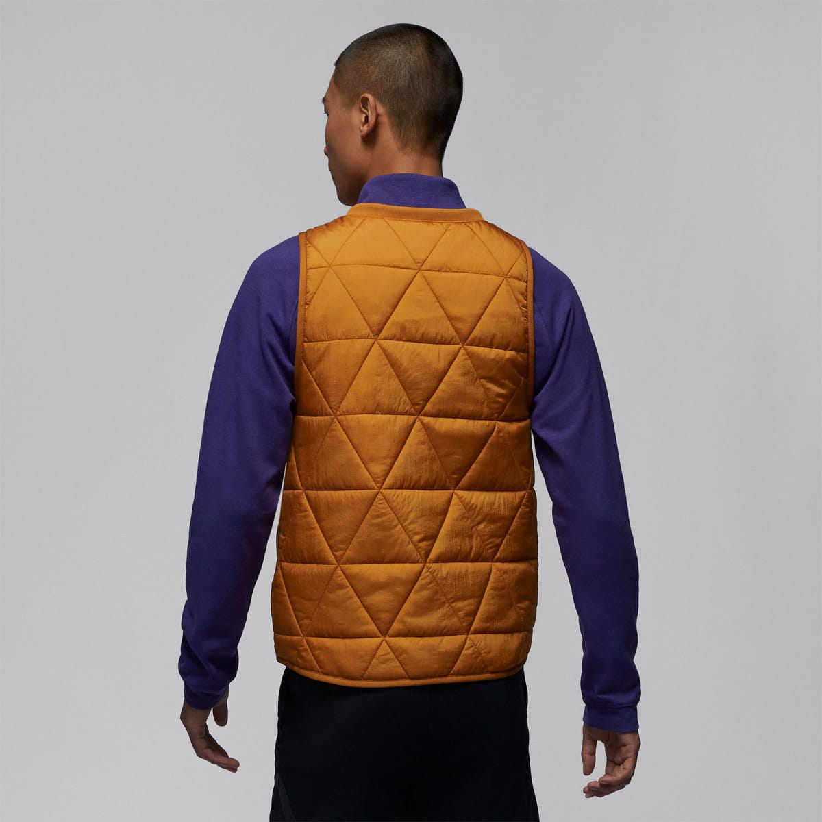 JORDAN BRAND AS M J SPRT GLF STMT VEST DESERT OCHRE/BLACK 24SP-I