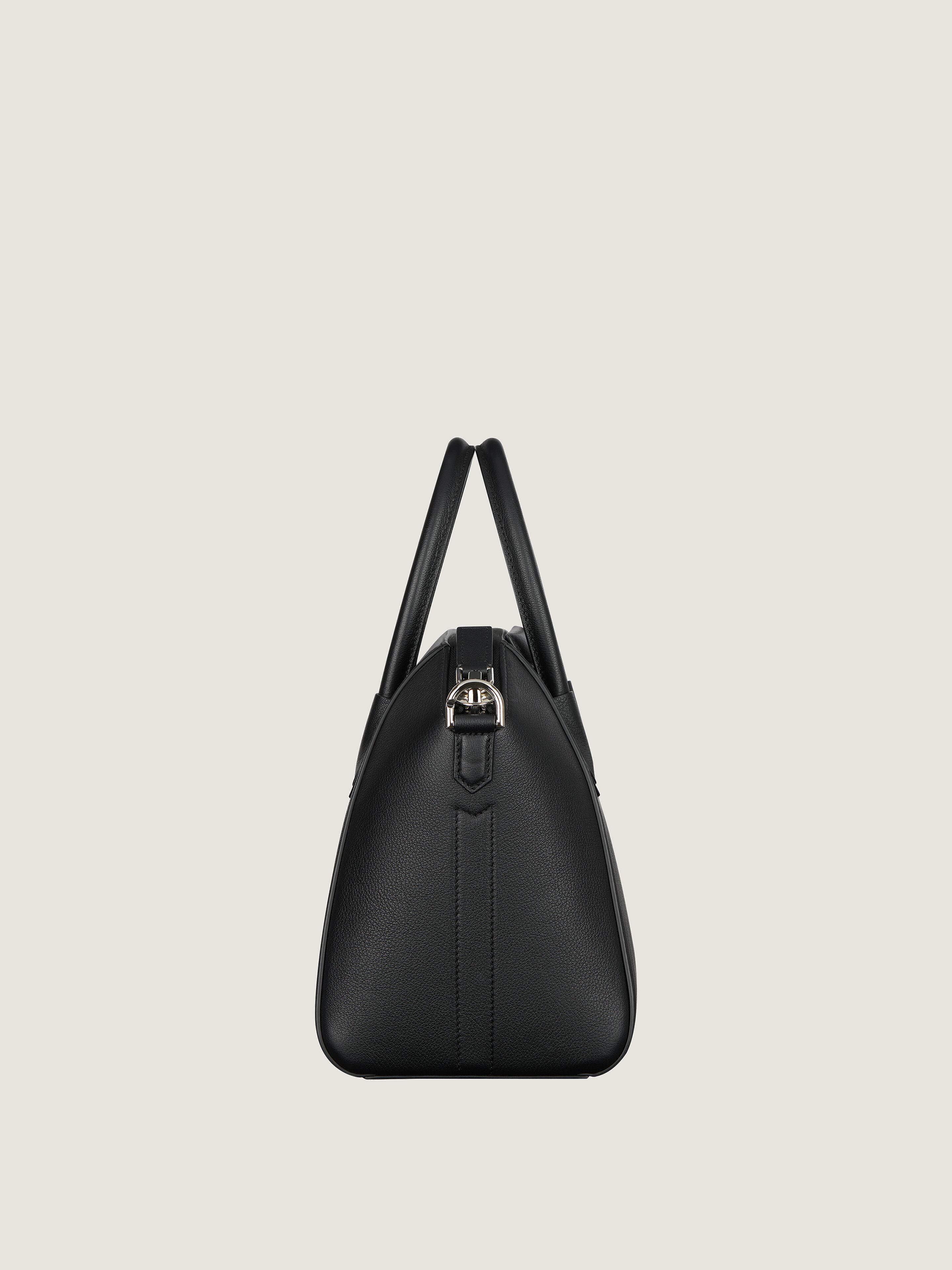 Small Antigona bag in grained leather - black in - black
