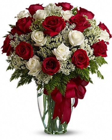 Top Florist - Love's Divine Bouquet - Long Stemmed Roses in The