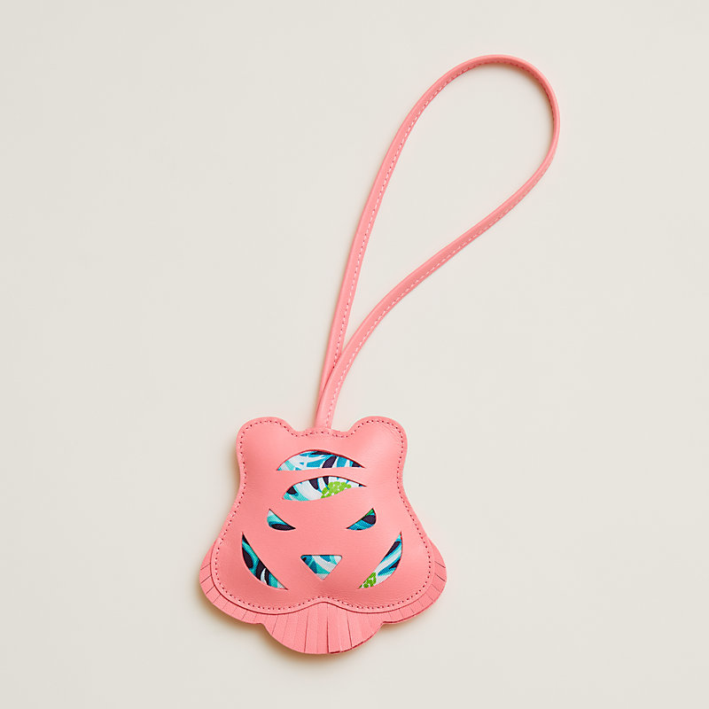 チャーム 《トラH》 | Hermès - エルメス-公式サイト