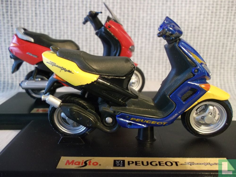 Peugeot Elyseo 125 + Peugeot Speedfight - Maisto - LastDodo