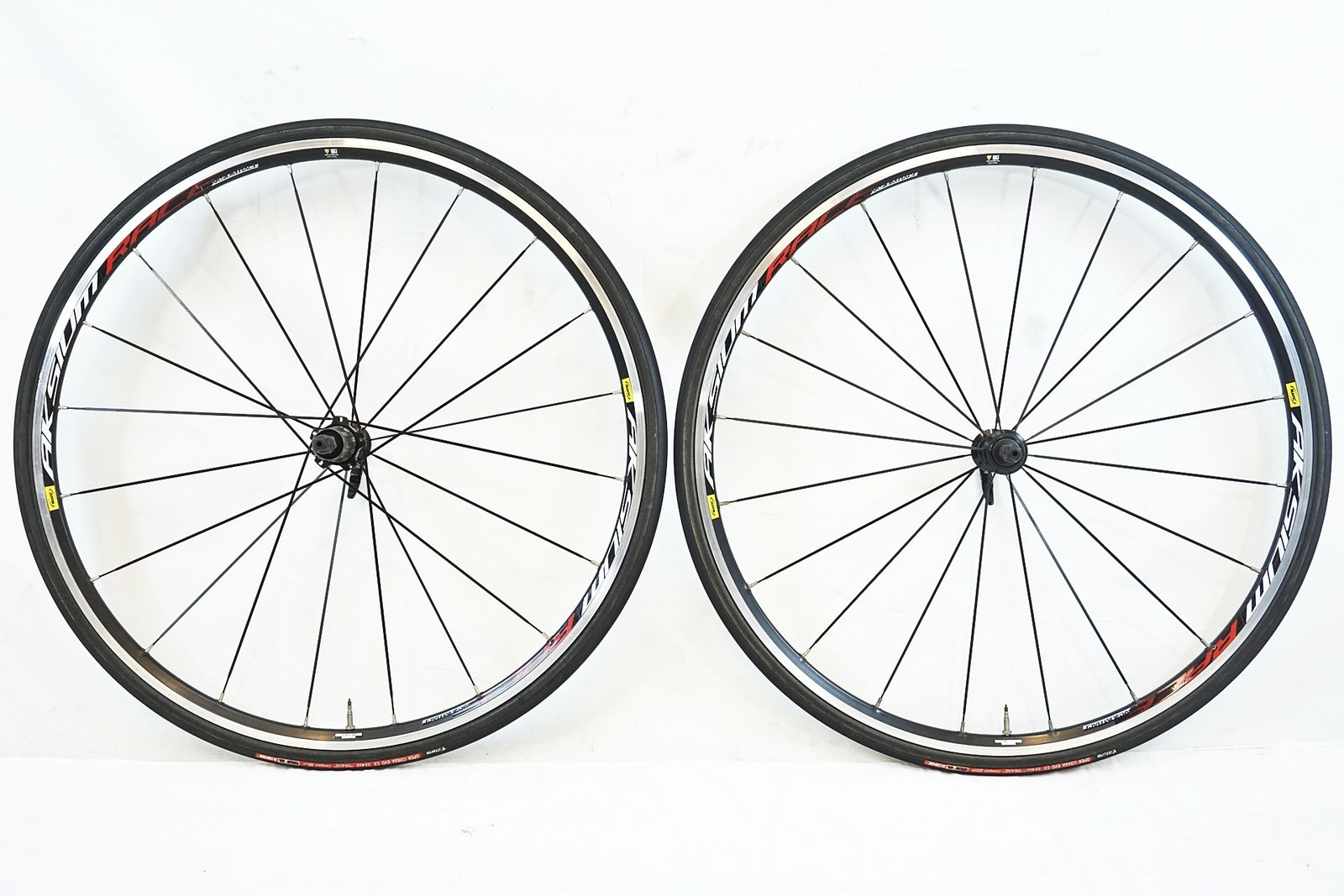 超大特価MAVIC AKSIUM RACE 700Cクリンチャー 中古美品 最終価格