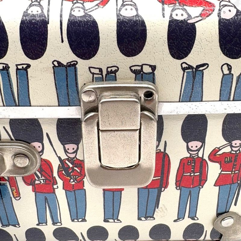 美品】Cath Kidston キャスキッドソン 兵隊柄 スーツケース トランク