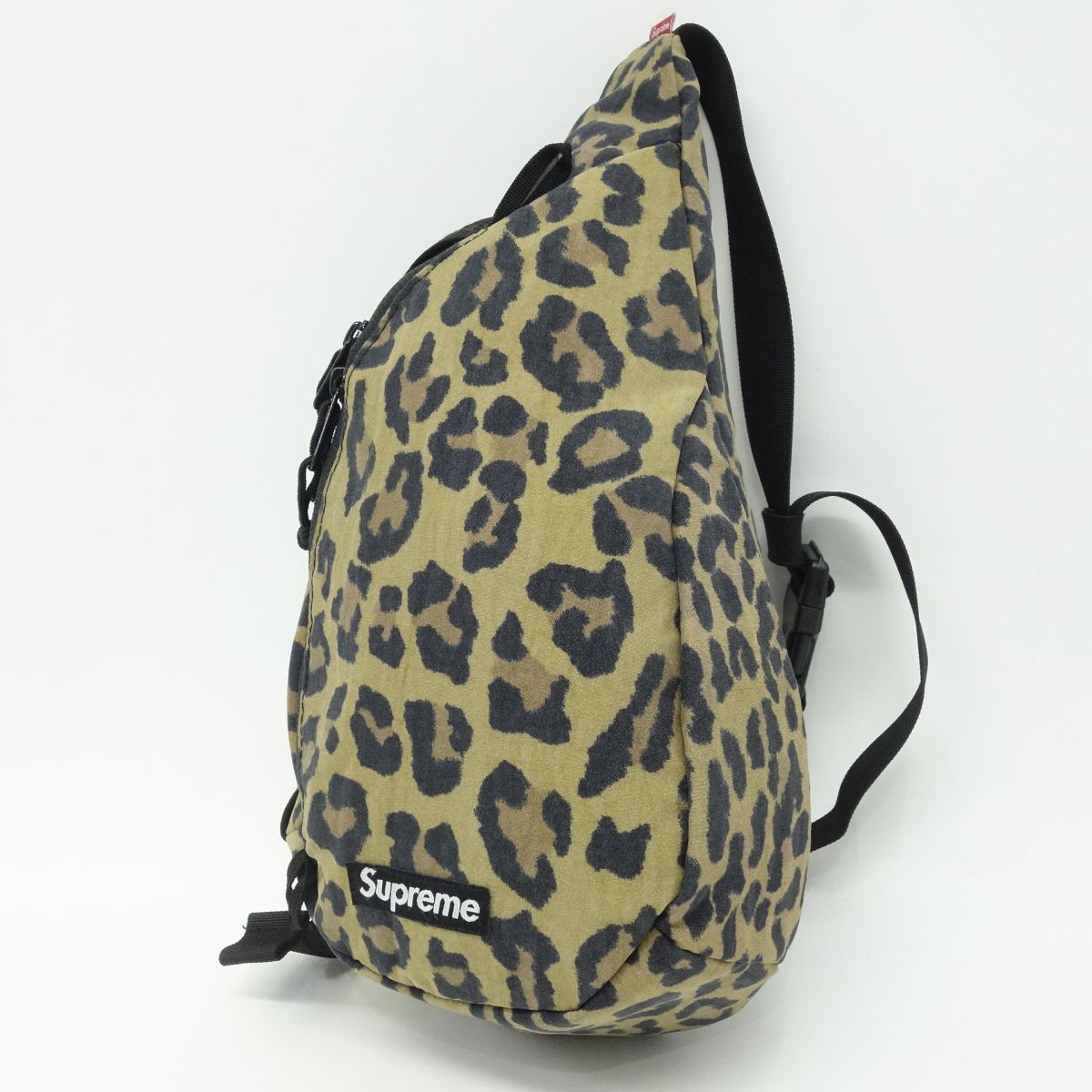 Supreme ヒョウ柄 ボディバッグ2.5L ⁄