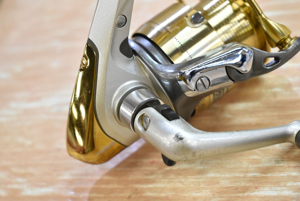 ダイワ トーナメント Z 2500LBCD DAIWA TOURNAMENT スピニングリール