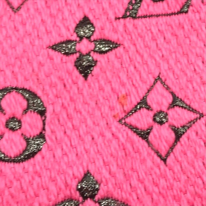 良品 LOUISVUITTON ルイヴィトン モノグラム エシャルプ ロゴマニア