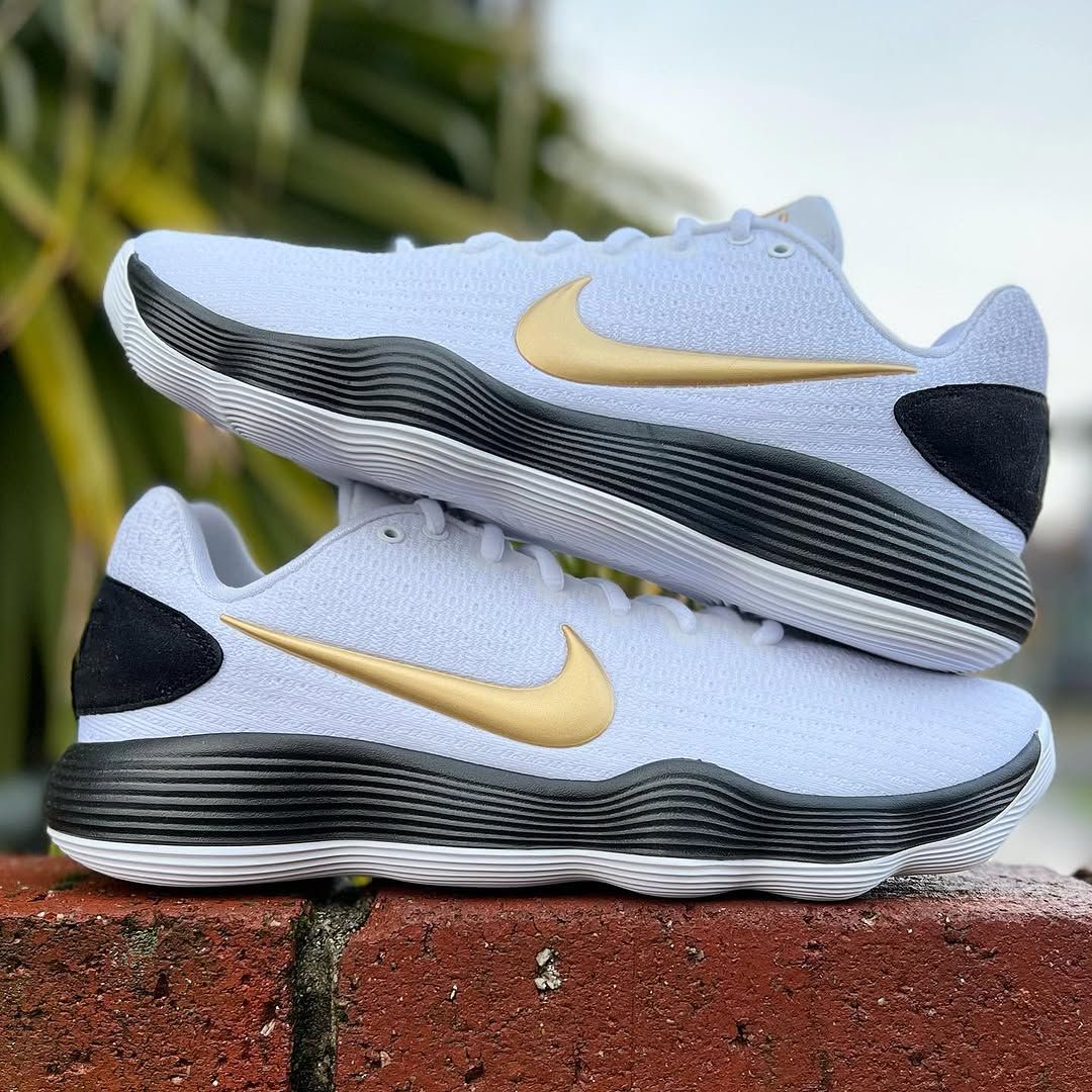 NIKE HYPERDUNK 2017 LOW EP ナイキ ハイパーダンク 2017 EPモデル
