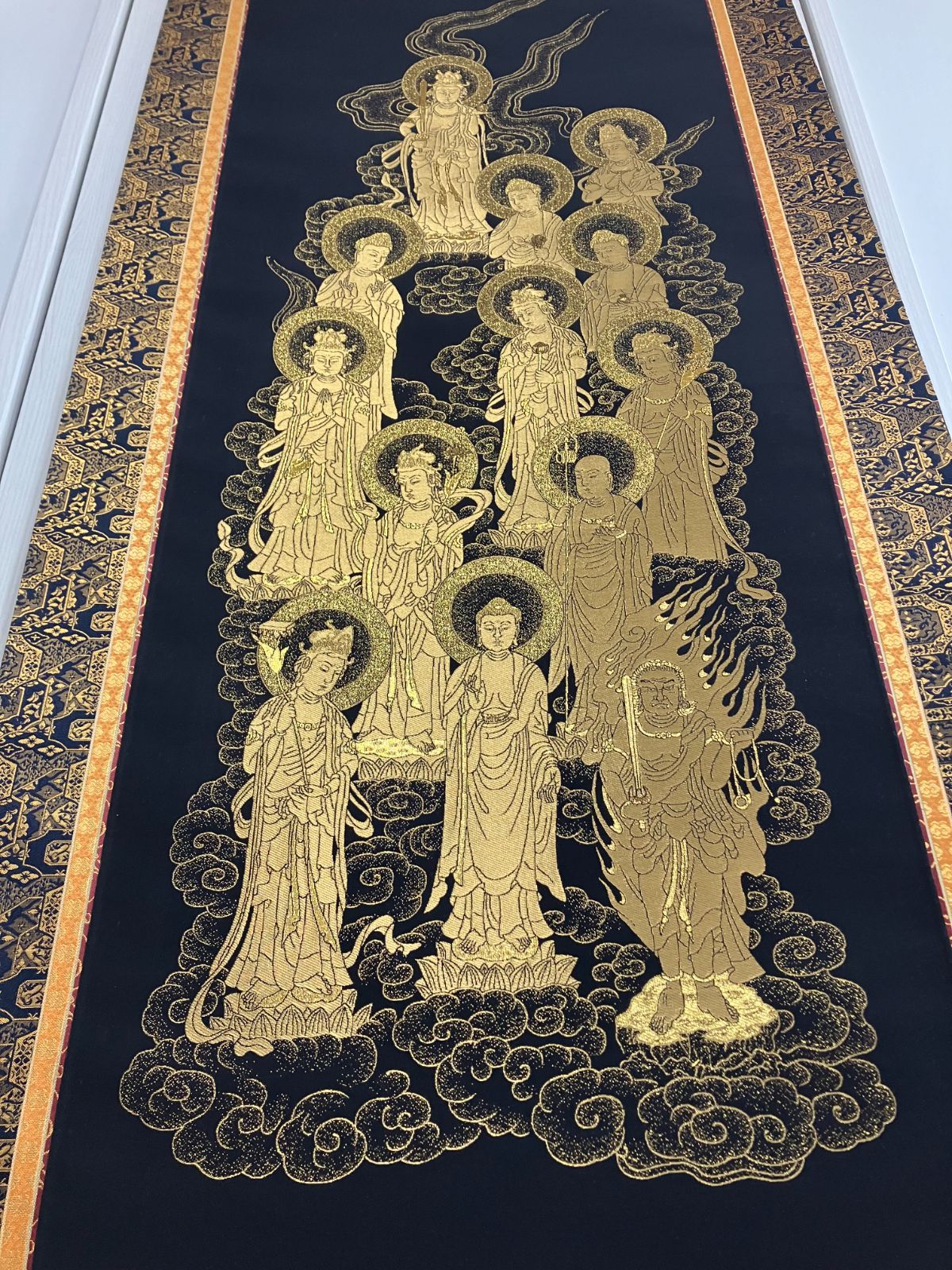 掛軸 金糸 高級西陣織 十三佛 善光寺大勧進様の箱書き 高級西陣織 十
