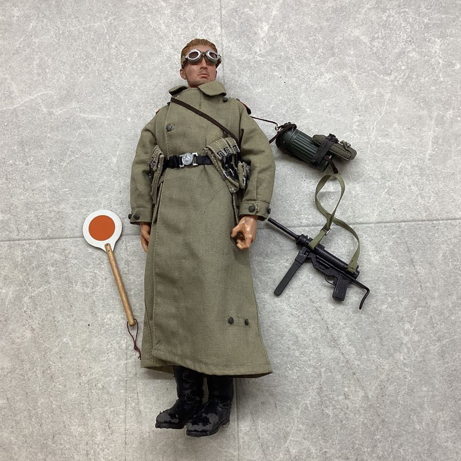 新品未使用 ヒトラー アクションフィギュア Downfll ☆新品 1/12