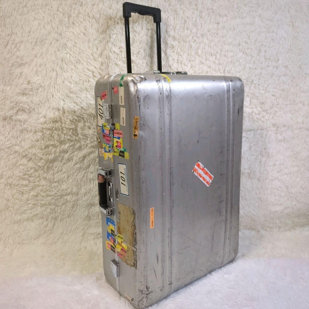ZERO HALLIBURTON ゼロハリバートン アルミ 2輪 キャリーケース カード