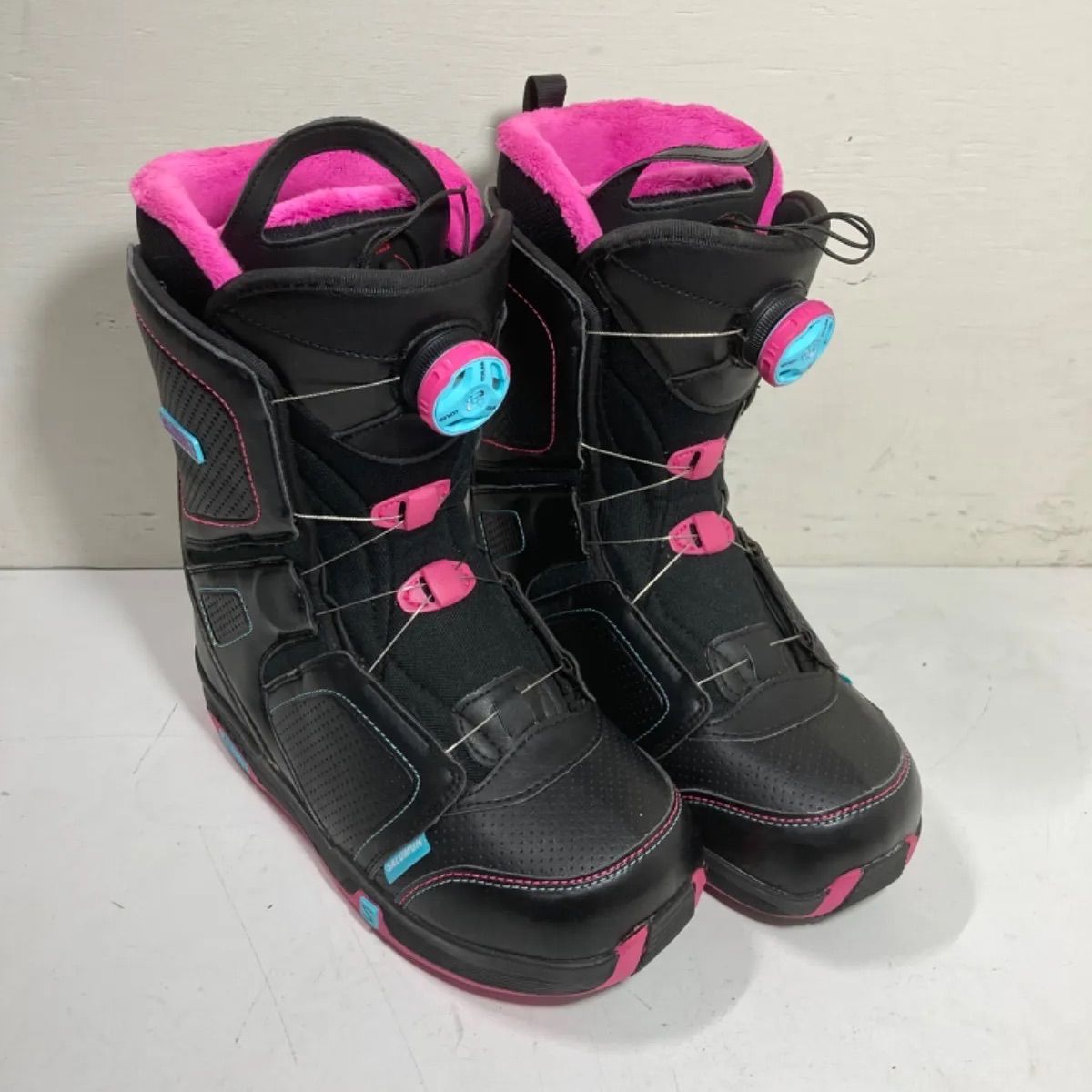 Salomon スノーボードブーツ ブラック/ピンク 24.5 【公式通販】