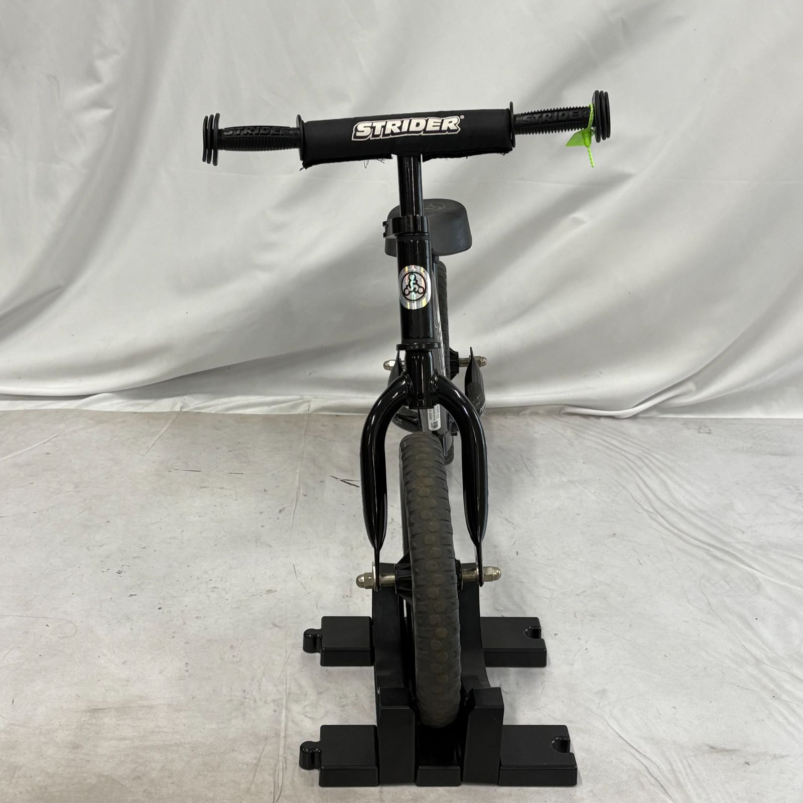 極美品 STRIDER ストライダースポーツ 12インチ ブラック 黒 未使用級
