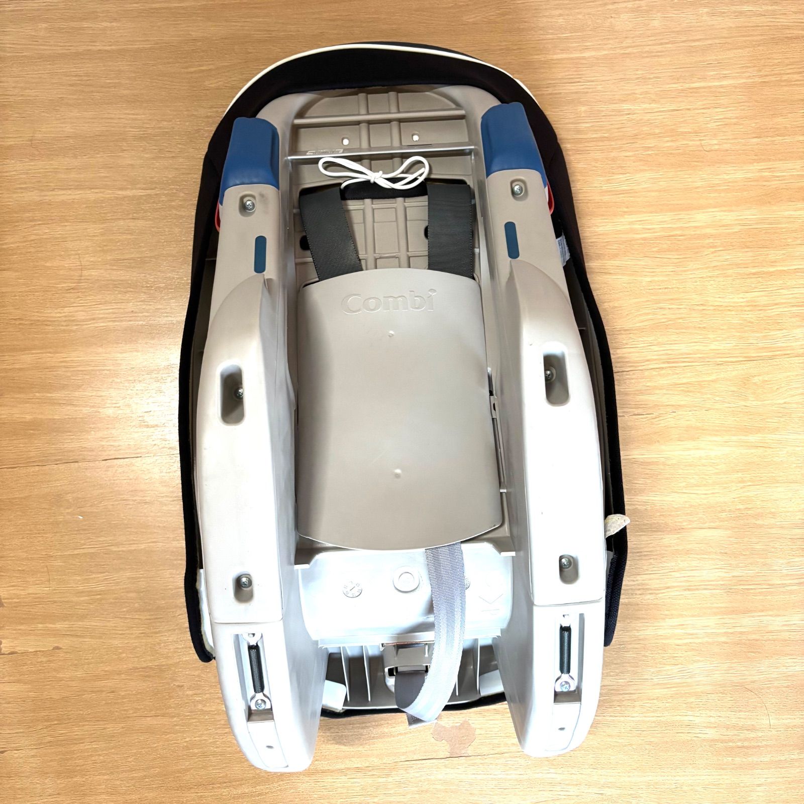 コンビ Combi チャイルドシート コッコロ S UX セサミ （シートベルト