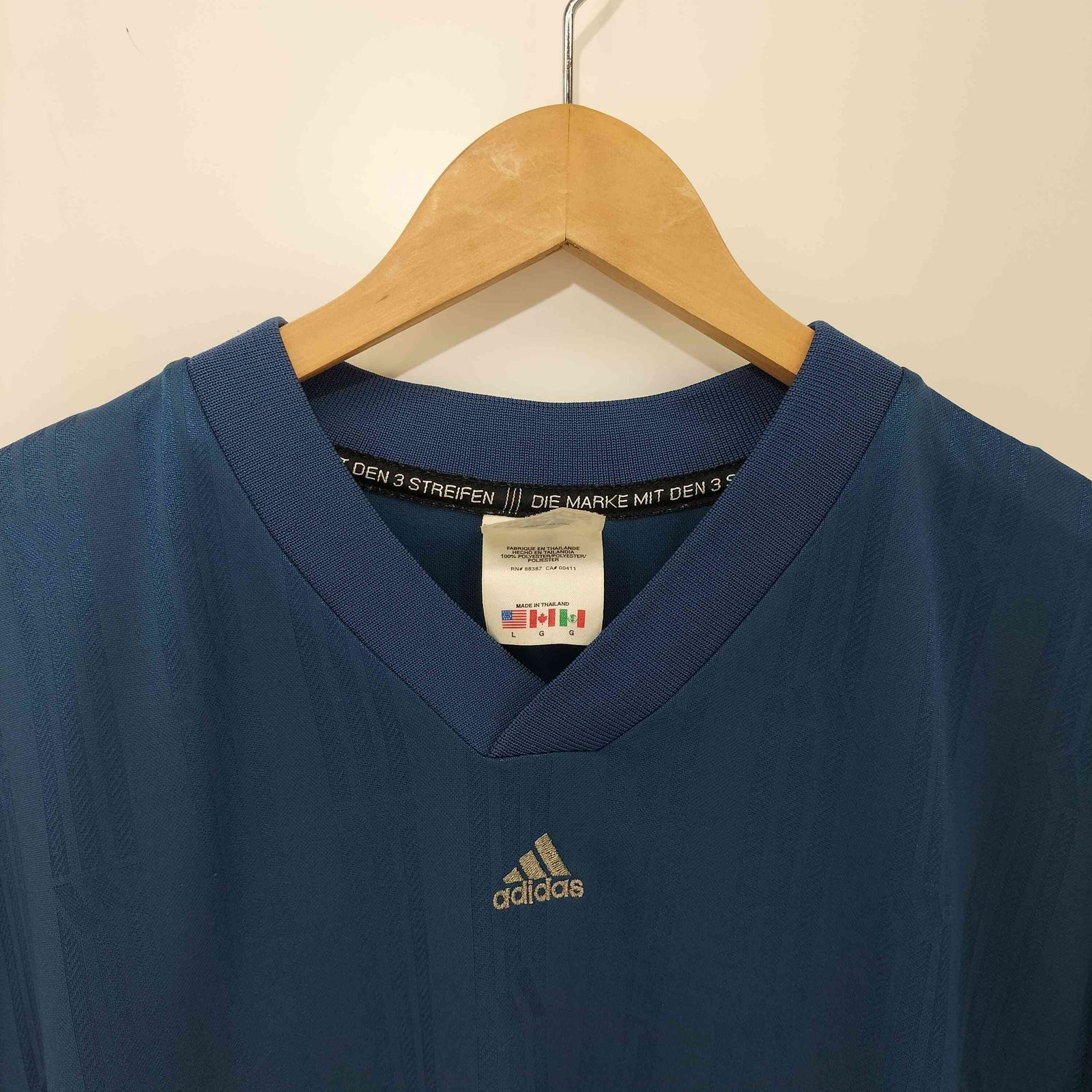 アディダス adidas 90-00S 万国旗タグ トレフォイルロゴ モノグラム V