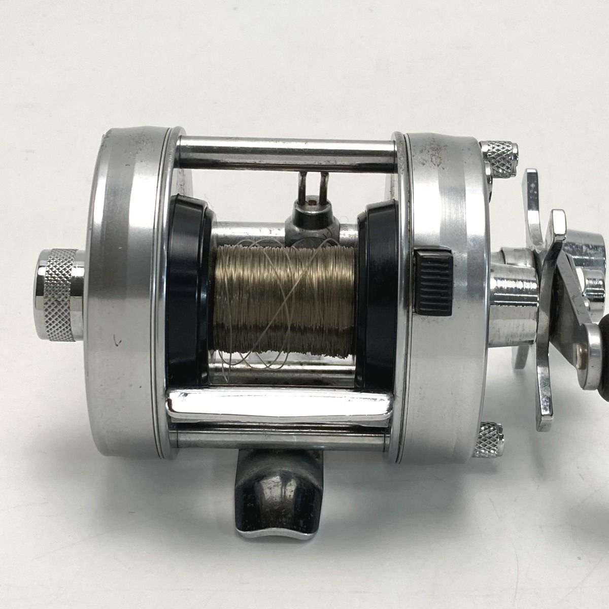 AbuGarcia アブガルシア アンバサダー 2500C ベイトリール - メルカリ