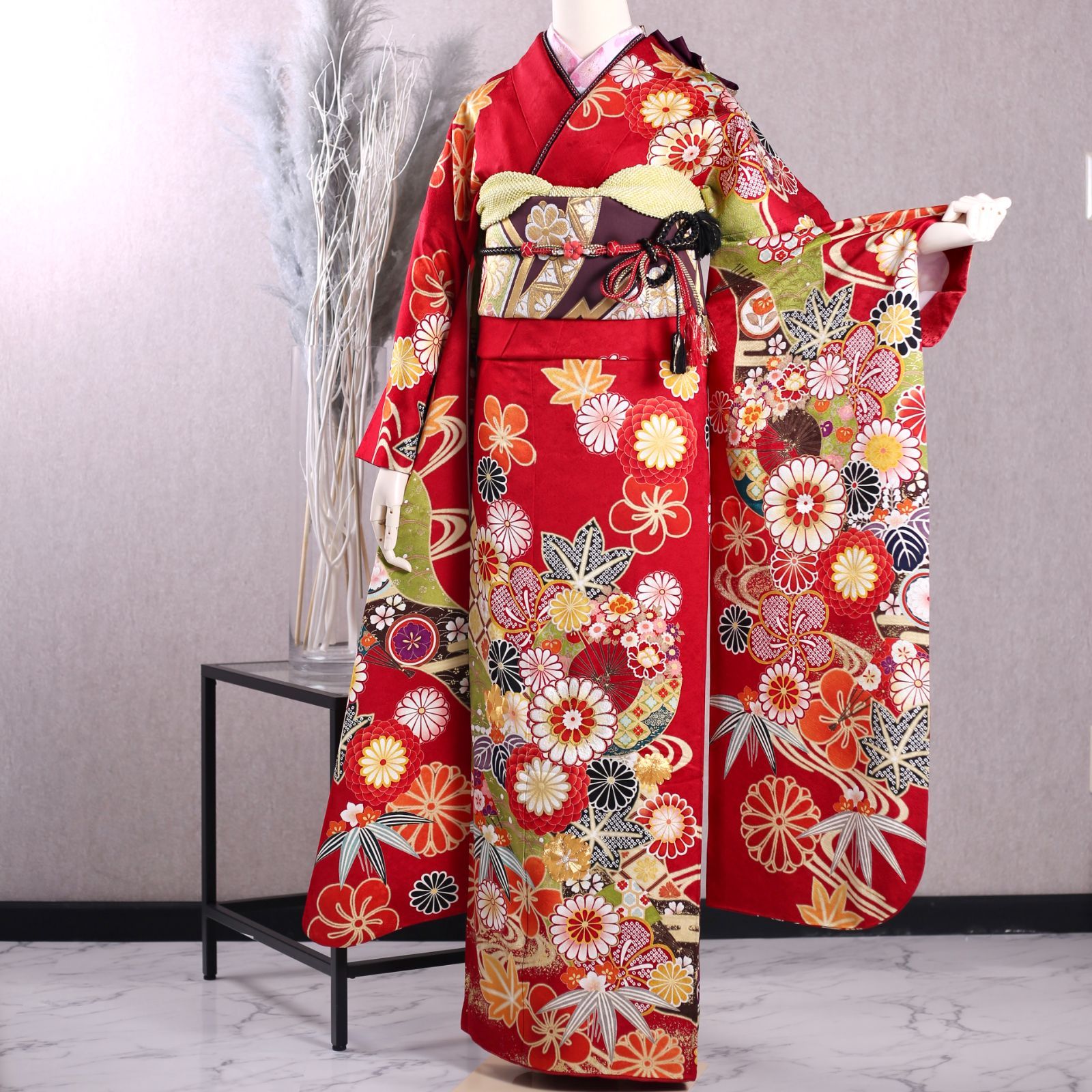 振袖フルセット 振袖セット 振袖 M～Lサイズ 中古 赤×レトロ 美品 成人